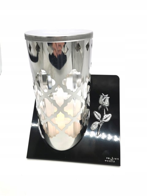 Znicz Paris kapliczka ze świecą z płomieniem led