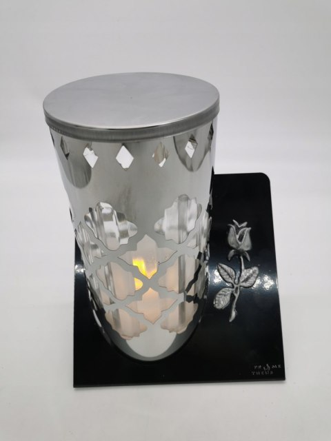 Znicz Paris kapliczka ze świecą z płomieniem led